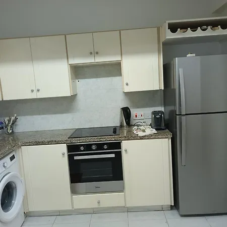 Villa Extra Big 4 Bedroom Vill, Across The Road *